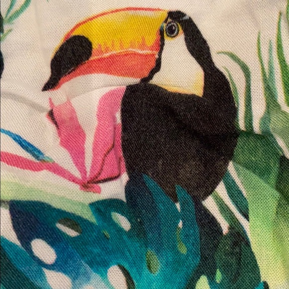 Gently used off the shoulder shirt - Picture 2 of 2